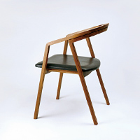 UU chair