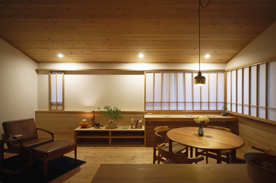 ２階リビングの家